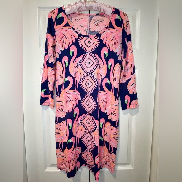Lilly Pulitzer Beacon T-shirt dress SZ XS Gimme Some Leg Flamingo 3/4 slv VVGUC - Picture 1 of 9